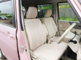 お客様のご予算帯に合わせたお車を常時100台以上取り揃えています!当社のスタッフがお客様のお車選びをしっかりサポートしご提案させていただきます!