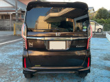 駐車も安心のリアカメラ付です