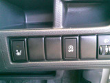 運転席にシートヒーター付いています!