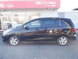 内外装およびエンジンル-ムなど専用クリ-ニング致します。車両クリ-ニングのプロが施工致しますので!高品質な1台に蘇りますよ♪(全在庫無料施工)