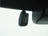◆ドライブレコーダー◆映像・音声などを記録する自動車用の装置です。 もしもの事故の際の記録はもちろん、旅行の際の思い出としてドライブの映像を楽しむことができます。