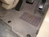 ★内外装クリーニング済み★大変ご好評いただいております!車内清掃、エンジンルーム洗浄、ボディ磨きを全車実施済みです♪