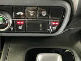 運転席/助手席シートヒーターで寒い日もすぐに温かくなり快適に過ごせます。2段階の温度調整が可能です