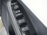 ◆パワーウィンドウスイッチ◆運転席から全席の窓の開閉操作を行うことが出来いつでも換気ができます!