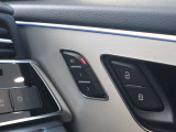 インテリア全体の外観、感触、匂いといった数値化しにくい、五感の部分までのこだわりがAudiの「ハプティックチーム(触感チーム)」です。Audiのインテリアが高いクオリティで統一されているのは彼らがいるからです