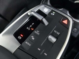 BMWライフをさらに素晴らしいものにするために、BMWカードもご用意しております。ご利用金額1,000円ごとに1ポイントたまります。BMW正規ディーラーでのご利用につきましてはポイントが2倍になります。