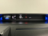 【メーターパネル】シンプルなデザインのメーターパネルは視認性が良く、必要な情報を運転手に分かりやすく伝えてくれます♪