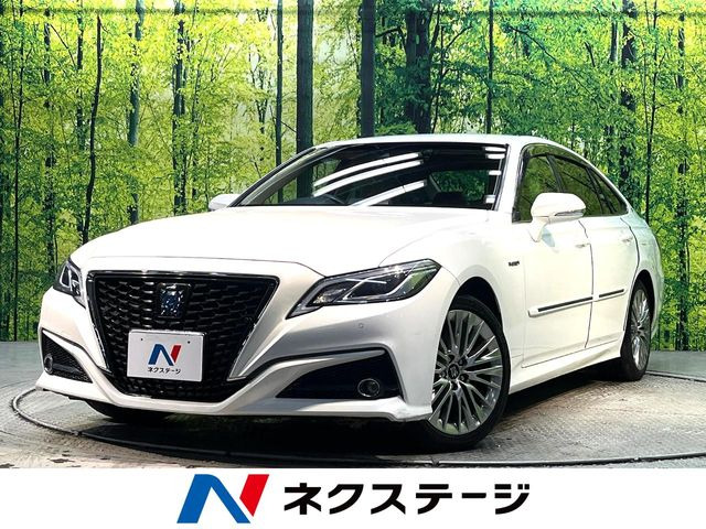 クラウン ハイブリッド 2.5 S Cパッケージ 