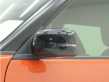 ◆ドアミラーウインカー◆ドアミラーにウインカーを装備しています。対向車に自身の進行方向を合図し安全に運転できます。