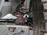 下回りも要チェックポイントです!当店では県外のお車も仕入れておりますので、下回りも綺麗な状態です!
