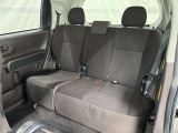 ゆとりある広々とした車内空間は、ドライブを始め買い物やレジャーなど、幅広く活躍します。一人でもみんなとでもお出かけを楽しみましょう!