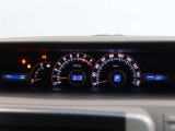 メーターはスッキリとしたデザインで、とても見やすく、安全運転のお役に立ちます。