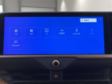 ブルートゥースに接続することにより、スマホに入ったお気に入りの音楽を車内で楽しむことができます♪あると本当に便利な機能になっています!