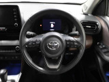 各操作スイッチなどもハンドルから手を放すことなく操作可能で安全運転に支援いたします!