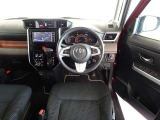 視界良好、操作しやすい運転席です。