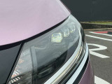 【LEDヘッドランプ】鮮やかな白色光で、クリアな視界を確保するLEDヘッドランプ装備♪