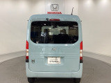 購入後も自社指定整備工場完備でお客様の愛車をしっかりサポート致します!御納車時には安全かつ安心してお乗り頂けるようホンダ専門知識を持つ整備スタッフが点検・整備・装備も説明をしてお渡ししております。