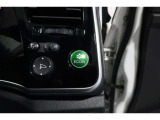 ECONボタンで低燃費モードに☆☆☆ECONスイッチを上手に使ってエコドライブ♪♪環境にもお財布にも優しい装備です☆☆☆