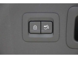 パワーバックドア装備しています。