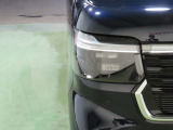 LEDヘッドライトは、点灯の瞬間から光量を発揮し、突然暗くなるトンネルなどでの安定感を高めます。