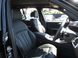 隅々まで正規ディーラークオリティを徹底。厳しい認定中古車基準をクリアした、自信を持ってお届けできる美車です。細やかな状態や気になる箇所がございましたら、個別にビデオメッセージをお送りする事も可能です!