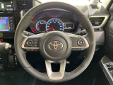 【純正革巻きステアリング】上質な革を使用することで、手にしっかり馴染みとても運転しやすいハンドルです♪