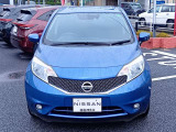 私共展示場では日産神奈川お客さまからの下取車(主に1オーナー/修復歴無車両)を中心に、弊社新車販売店舗での試乗車/社有車※(※基本禁煙車)等、日産ディーラーならではの上質なおクルマを販売しております。