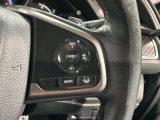 クルーズコントロールを装備しています。高速道路などで一定の速度で走ってくれるので運転が楽ですよ!速度を設定できますので、スピードの出しすぎにも注意できます。