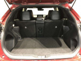 広々としたラゲージスペースを備えています。大きなものや長さのある荷物もしっかりと積み込めます。
