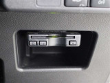 料金所もスムーズに通過、もちろん料金もリーズナブルに利用できるETC車載器が装備されています。