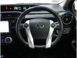 各操作スイッチなどもハンドルから手を放すことなく操作可能で安全運転に支援いたします!