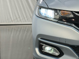 ★LEDヘッドライト搭載★ 白っぽく光る明るく省電力なLEDライト!先進的な白い輝きでフロントフェースを引き締めます☆