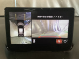 360度モニターは、4つのカメラによる前後左右・俯瞰映像でドライバーからは見えない領域の危険認知をサポート!全周囲の死角を減らし、狭い駐車場や幅寄せ、T字路の進入などの運転の安心感を高めます!