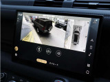 3Dサラウンドカメラを装備。車両を上から見たような映像など、周囲の状況を画面で確認でき、駐車や狭い場所での取り回しをサポートします。