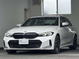 この度は弊社認定中古車をご覧いただき誠にありがとうございます。弊社はBMW 正規ディーラーですので遠方のお客様も安心してご購入下さい。ご不明な点がございましたらお気軽にお申し付けください。