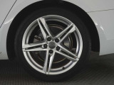 アウディ認定中古車の延長保証制度はお客様のご希望により、有償にて一年間延長することが可能です。 アウディの安心なカーライフをお約束します。  ※料金など詳細は販売店にお問い合わせください。