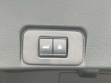 【オートバックドア】バックドアの開閉を自動でしてくれますので、荷物の多い時にも大変便利です!!