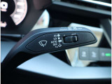 Audi正規ディーラーが高品質をお約束。高度な訓練・教育を受けたAudi専任メカニックが、100項目にもおよぶ精密な点検を実施。すべてクリアしたAudi車だけ、あなたのお手元に届けられるのです