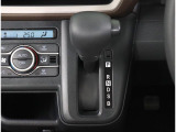 滑らかな走りと低燃費を実現するCVT!