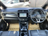 60kWhバッテリー搭載車のe-+ 力強い加速とともにさらに遠へとした走る。