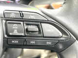 【レーダークルーズコントロール】高速道路での長距離走行が楽に!!自動で速度を保つクルーズコントロールが、衝突軽減システムと連携し、前方の車両を感知して車間を保つように速度調節してくれます!!