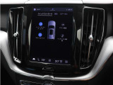 クイックコントロールビューでは、ヘッドレストの格納など車両の一部の機能に素早く簡単にアクセスできます。