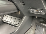 ビルトインタイプの【ETC】で見た目もスッキリ。高速道路の利用にとても便利です。USBチャージャー搭載。スマートフォンなどの充電にとっても便利です。