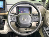 【ステアリングスイッチ】運転中、前方から目線をそらすことなく、オーディオ等の操作が可能な便利機能!安心&快適なドライブを演出してくれます♪
