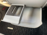 前席用ドリンクホルダーです