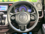 【純正革巻きステアリング】上質な革を使用することで、手にしっかり馴染みとても運転しやすいハンドルです♪