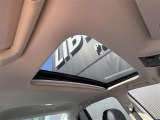 ◆LIBERALAは、輸入車選びの新たなスタイルを提案するインポート・セレクト・ブランドです。オーナー様となる方がクルマから直接感じる感性を第一にした、最良の一台との出会いをコーディネートいたします。