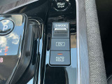 AUTO HOLD機能搭載してあります!ブレーキを踏んで停止すると、自動的にブレーキ力を保持します。信号待ちや渋滞中などに、ブレーキペダルを踏み続ける必要がなく、足の疲れを軽減してくれます☆