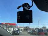 話題のドライブレコーダー付!もしもの時やあおり運転の証拠映像は自分の身を守る為にも必要ですね!