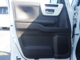 【内装】車内パネル類 目立ったキズや汚れはなく良好です。